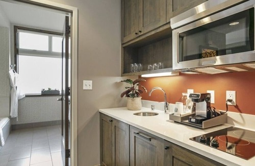 Avon Apartment | Resort And Spa, Ski in/out, Ski Valet, Concierge, Hot tub, Pvt Balcony, 8th Fl