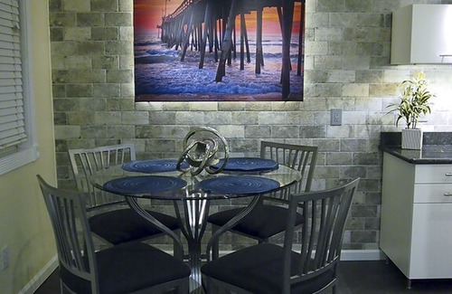 Northeast Virginia Beach Apartment | Resort Area- Virginia Beach-900 Pacific Place Condominiums