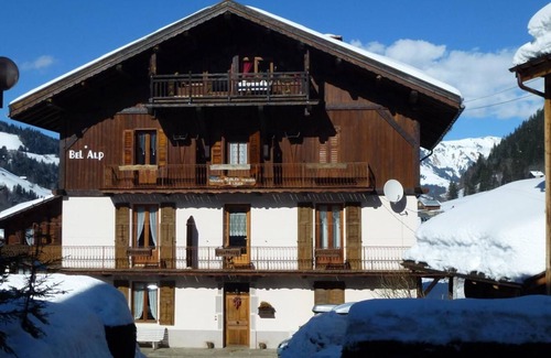 Areches Apartment | Resort center, 2nd floor, parking, tv, 53m², Arêches-Beaufort