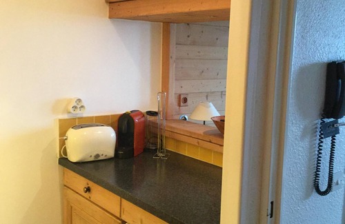 Avoriaz Apartment | Resort center, app. 36 m2, 1 bedroom, mountain corner, balcony, ski room, WIFI