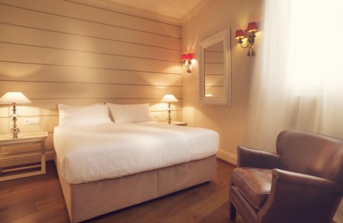 Agra Hotel | Resort Collina d'Oro