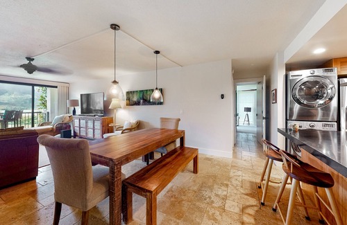 Princeville Condo | Resort condo with majestic mountain/bay view, lanai, W/D, pools & tennis courts