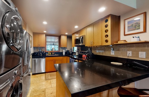 Princeville Condo | Resort condo with majestic mountain/bay view, lanai, W/D, pools & tennis courts