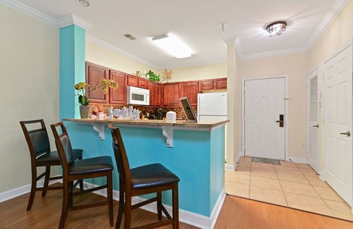 Four Corners Condo | Resort Condo with On-site Bar & Restaurant Near Theme Parks