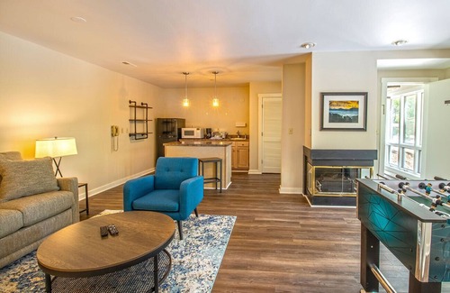 Massanutten House | Resort home, Private Foosball Table, Jacuzzi tubs, & Dog-Friendly!