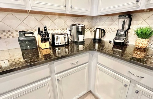 Four Corners House | Resort house Private Pool Hot Tub Theater Very Close to Clubhouse! Free HT heat