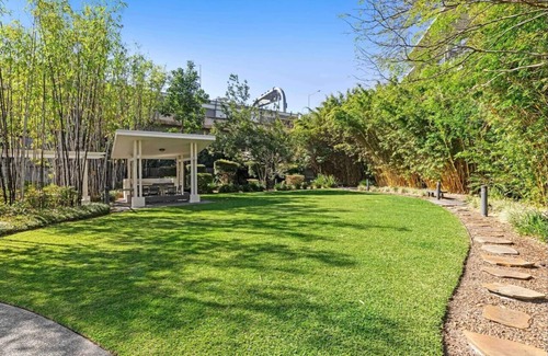 Bowen Hills Condo | Resort in the heart of Brisbane