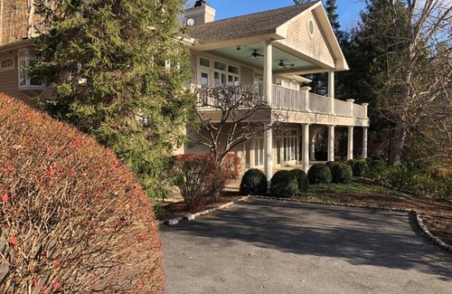 White Sulphur Springs House | Resort Living at its Best - Greenbrier Luxury Home