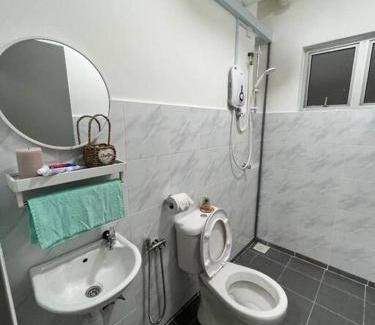 Kampung Rawa Apartment | Resort-Like & Vibrant 3 Bedrooms (6 Pax)