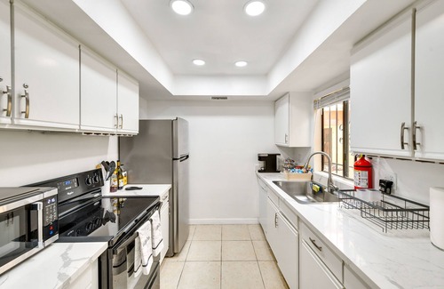 Sunrise Vista Chino Condo | Resort Perks, Private Patio: Palm Springs Condo!