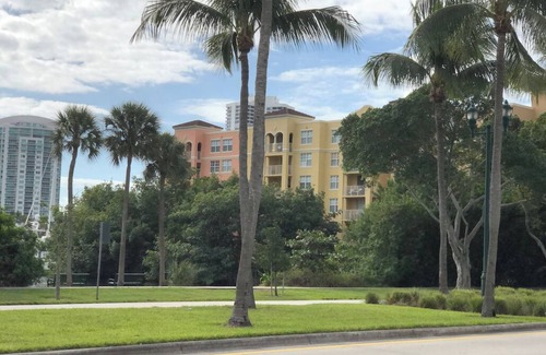 Aventura Apartment | Resort style 2 bedroom 2 bathroom