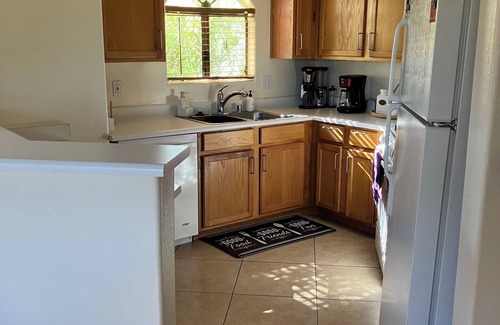 Maryvale Apartment | Resort Style Condo - Desert Breeze Villas