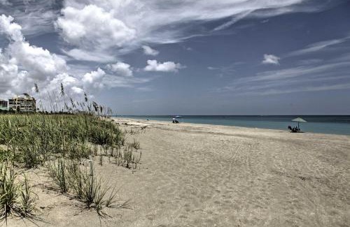 Fort Pierce Apartment | Resort-Style Condo in Fort Pierce with Beach Access!