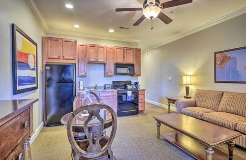 Spring Lake Condo | Resort-Style Condo on Golf Course w/Pool Access