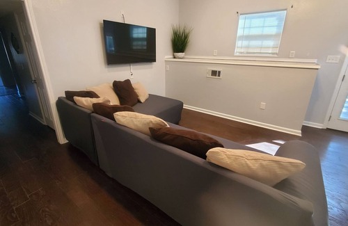 Trinity Apartment | Resort Style Getaway--minutes from town