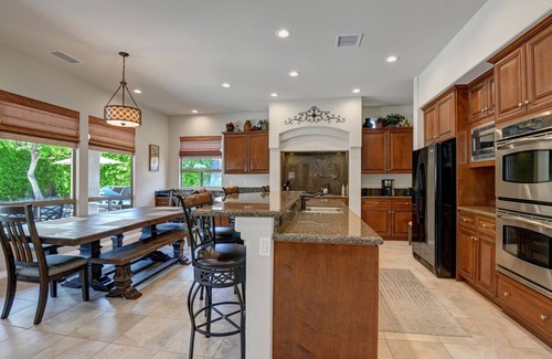 Indio House | Resort Style Home with 5 Bedrooms and a Private Pool! ID147