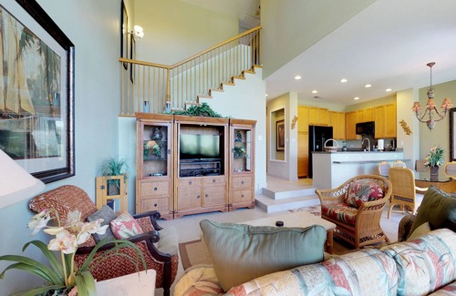 Waikoloa House | Resort-style home with pool & hot tub access - near beach & golf