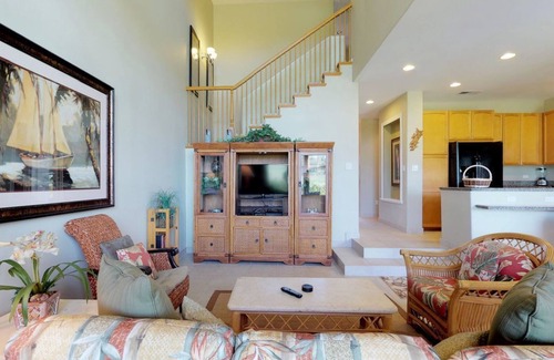 Waikoloa House | Resort-style home with pool & hot tub access - near beach & golf