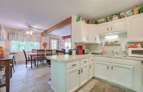 Elmira Cottage | Resort-style Perks - Cabin in Lakes of the North!