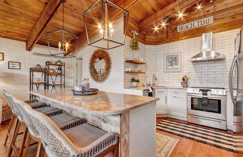 Rehoboth by the Sea Cottage | Resort-style Pool Sanctuary - Steps to Beach