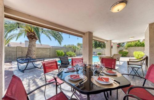 Eagle Hills House | Resort Style Vacation Home Wfree Heated Pool
