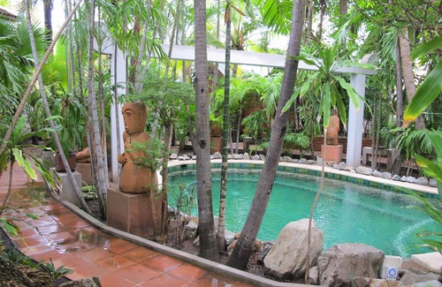 Jomtien Villa | Resort The Three Elephants