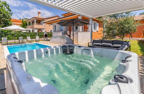 Valdebek Villa | Resort Villas Lotus by Istrabook