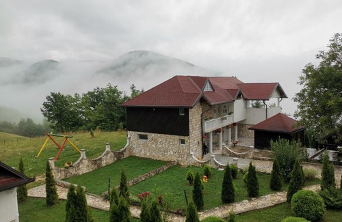 Sarajevo Canton Villa | Resort Zafaran by H&H