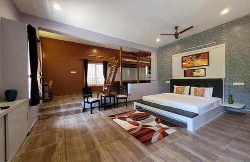 Yercaud Hotel | Rest and Beyond Lake Stays