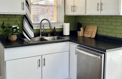 Findlay House | Rest & Recharge in Findlay, OH