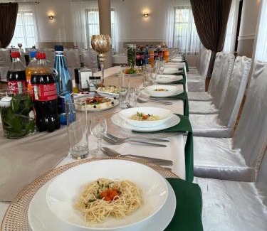 Uniejow Hotel | Restauracja Dobre Smaki