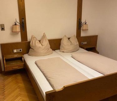 Salach Hotel | Restaurant Pizzeria & Fremdenzimmer Laquila zum Adler