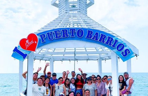 Puerto Barrios Hotel | Restaurante y Hotel “La Pesca”