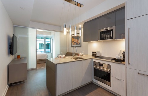 Byward Market - Parliament Hill Hotel | reStays Ottawa