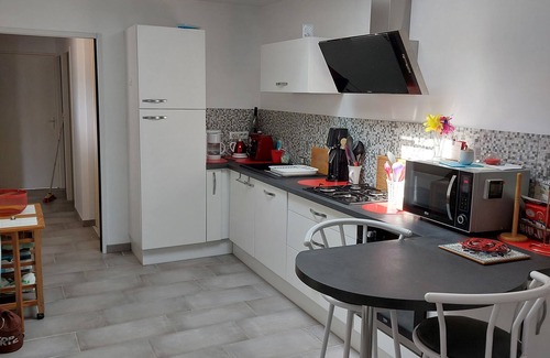Saint-Vincent-sur-Jard House | Restful, air-conditioned house close to beaches and all amenities.