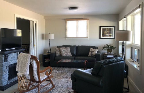 Estes Park Apartment | Restful Retreat / Walk to Downtown Estes
