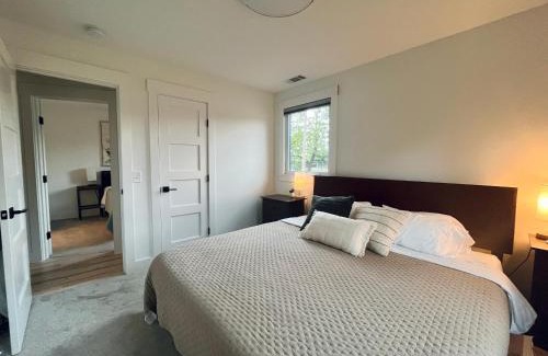 McFerrin Park House | Restful sanctuary minutes from downtown