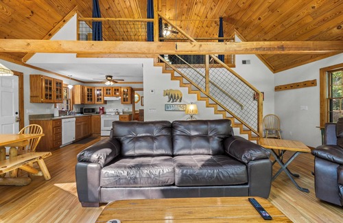 Sautee Nacoochee Cabin | Restin’ on the Ridge – 3rd Night Free! See Details Below