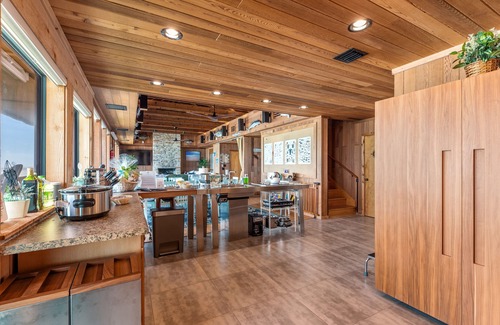 Stuart House | Restoration Sands: FL Beach House DIRECTLY on Beach! Pool, Elevator, Hot Tub!
