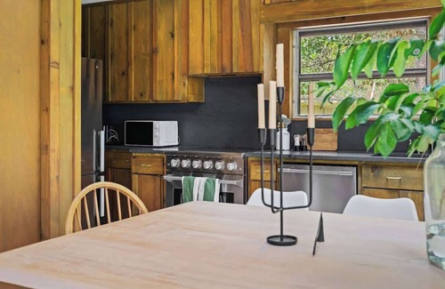 Ocean Hill House | Restored Beach Cabin, Hot Tub & Walk to Shops!