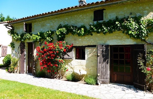Montcaret Cottage | Restored Cottage - Sleeps 7(4 adults /3 Children - 3 Bedrooms)