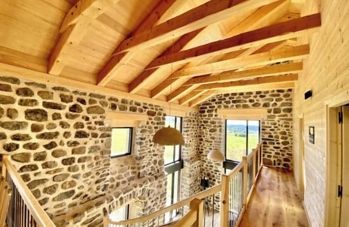 Saint-Front House | Restored farmhouse at 1200 m'in the heart of Prés Hauts du Mezenc