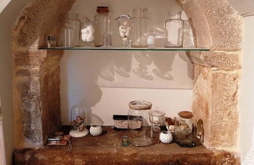 Creancey Cottage | Restored farmhouse with spacious living area in a charming Burgundian village.