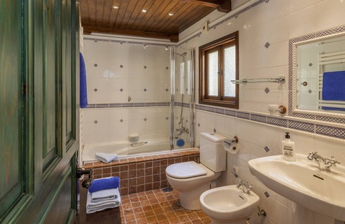 Valle de San Lorenzo Villa | Restored finca.,large terrace, garden, private pool, jacuzzi, great views.