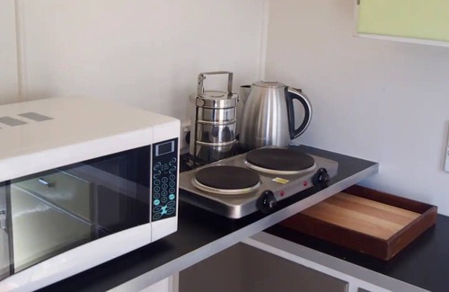 Katoomba Apartment | Restored one bedroom holiday flat.