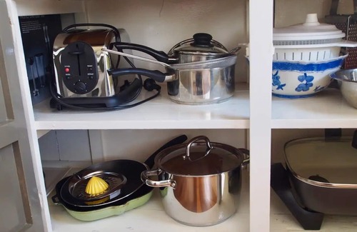 Katoomba Apartment | Restored one bedroom holiday flat.