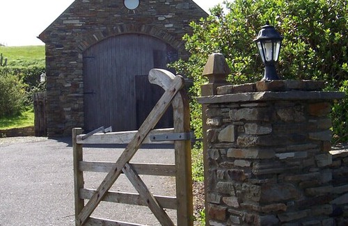 Crookhaven Cottage | Restored stonebuilt boathouse, in the beautiful fishing village of Crookhaven