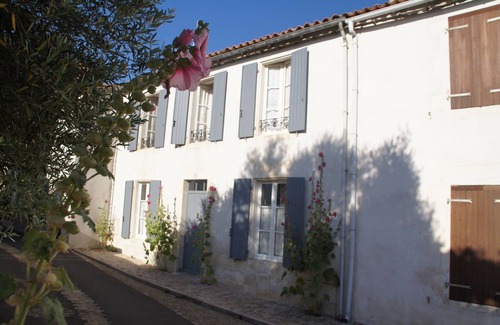 Le Bois-Plage-en-Re House | RETAINED CHARMING HOUSE