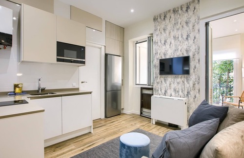 Ibiza Apartment | Retiro II - One-Bedroom Apartment Next to El Retiro