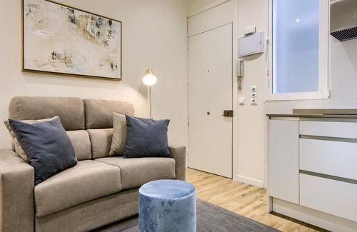 Ibiza Apartment | Retiro II - One-Bedroom Apartment Next to El Retiro